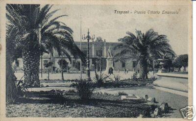 Vecchia Trapani 365 - Trapani - Piazza Vittorio Emanuele e Caserma.jpg